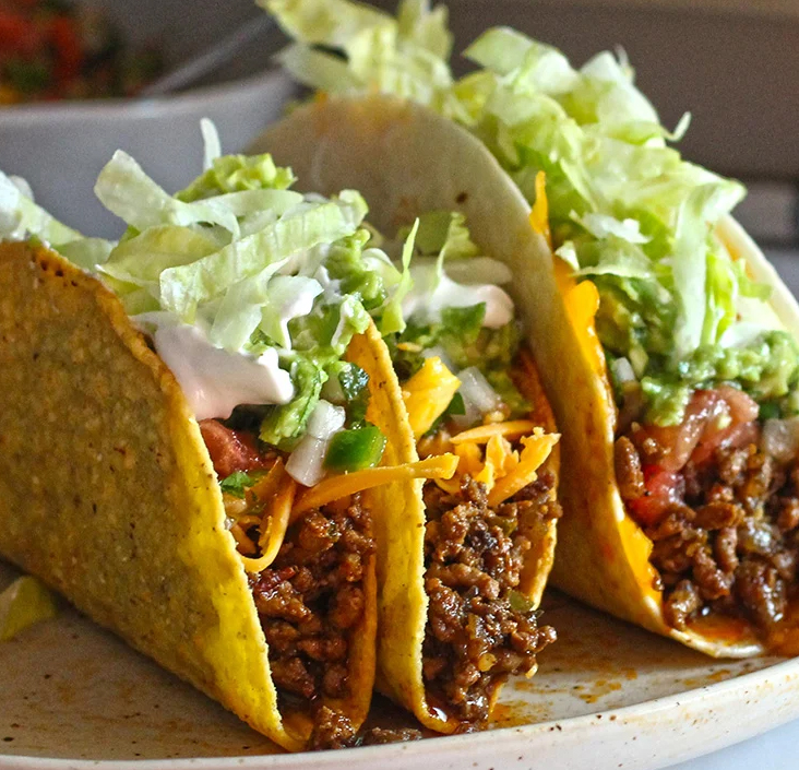 Tacos de Birria con Consomé